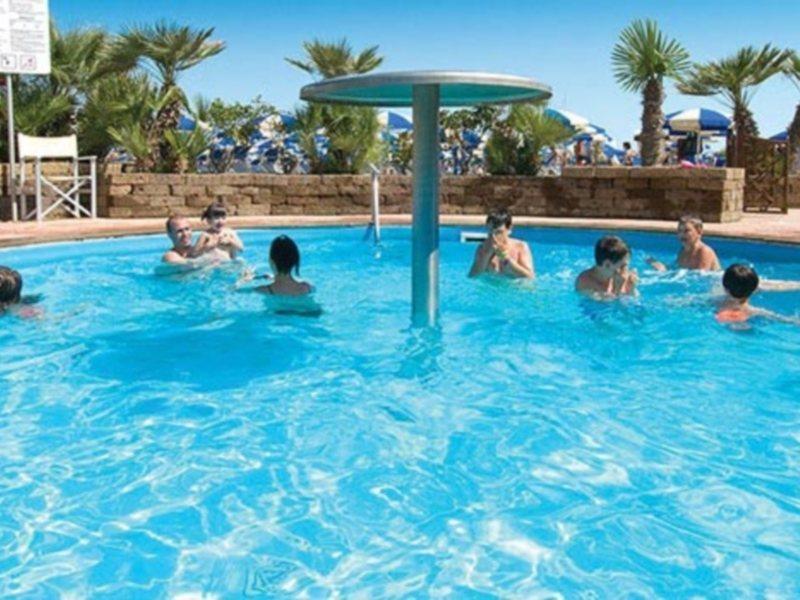 King Hotel Cattolica Exterior foto